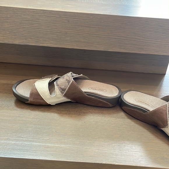 Aetrex Rebecca Leather Slide in Taupe - Picture 4 of 7